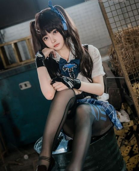 韩剧《漂亮的女邻居》