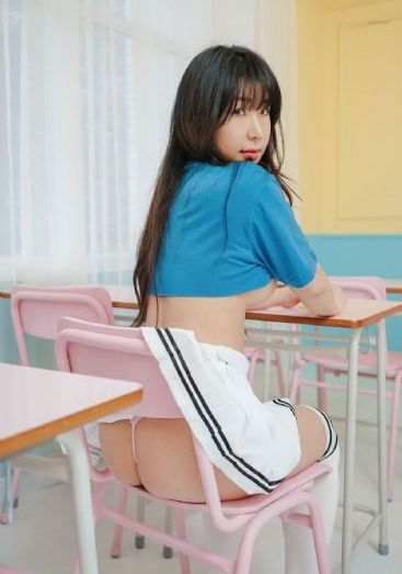 波多野结衣电梯